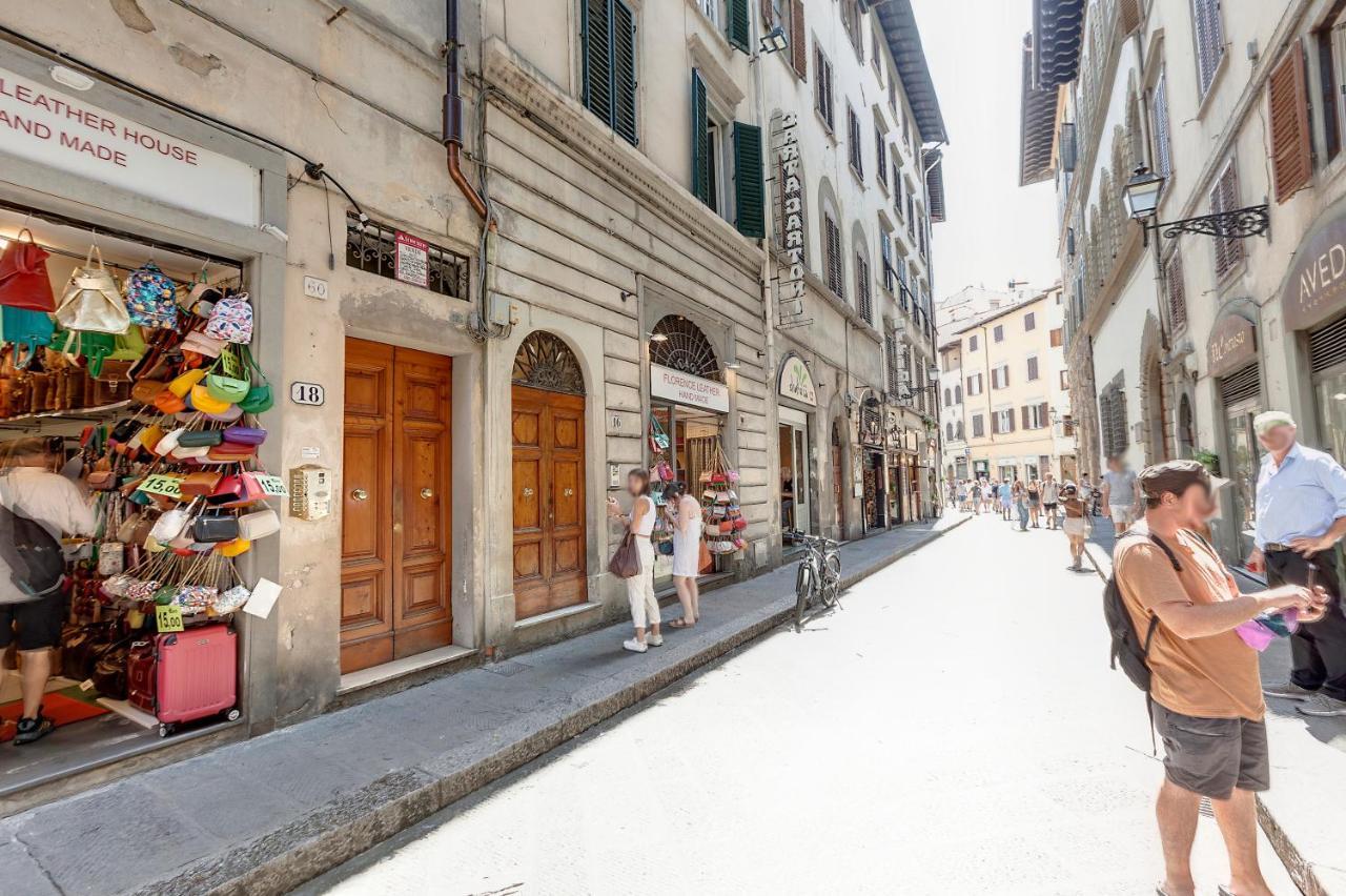 Magico Risveglio Agli Uffizi Daire Floransa Dış mekan fotoğraf