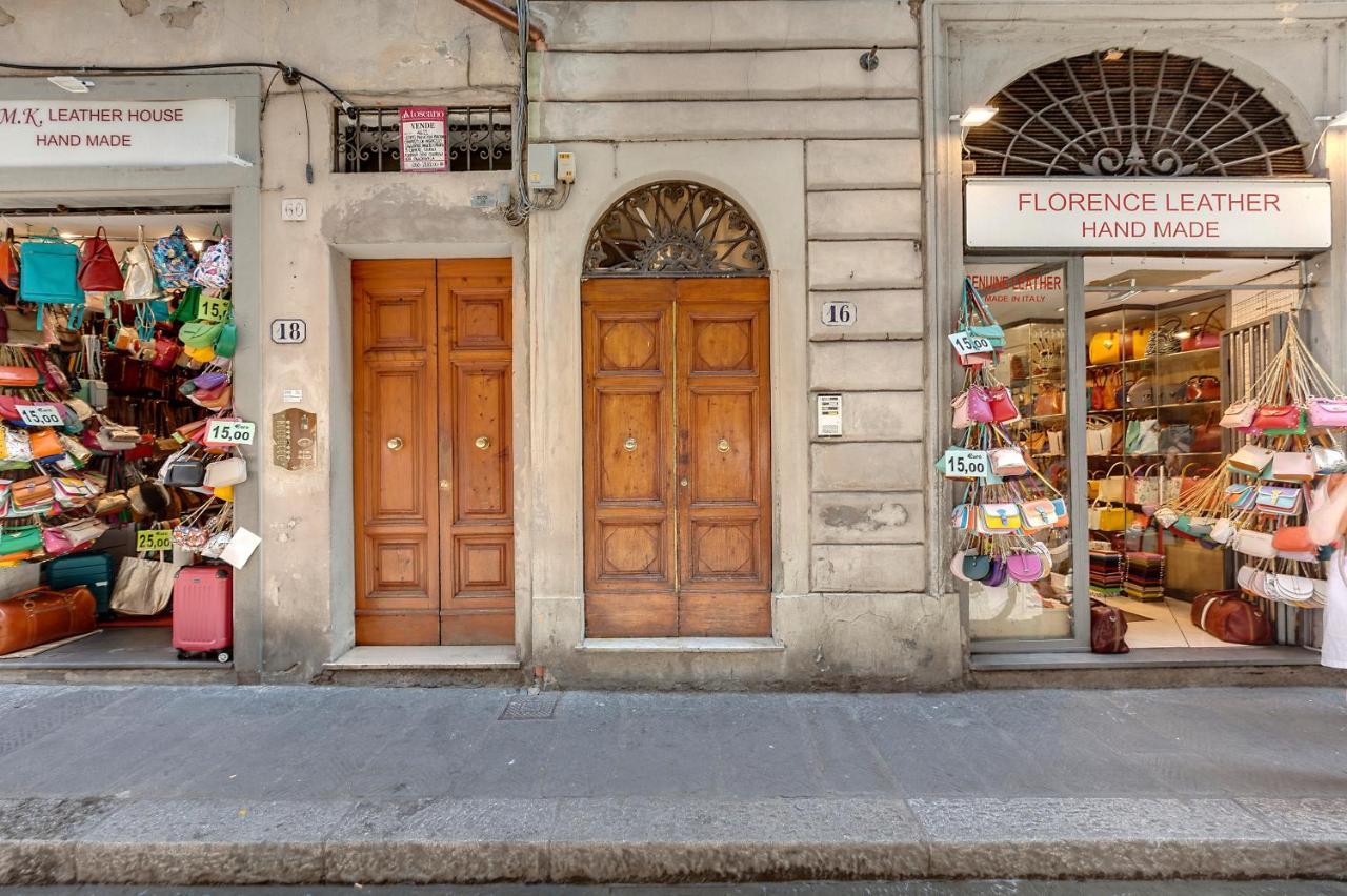 Magico Risveglio Agli Uffizi Daire Floransa Dış mekan fotoğraf